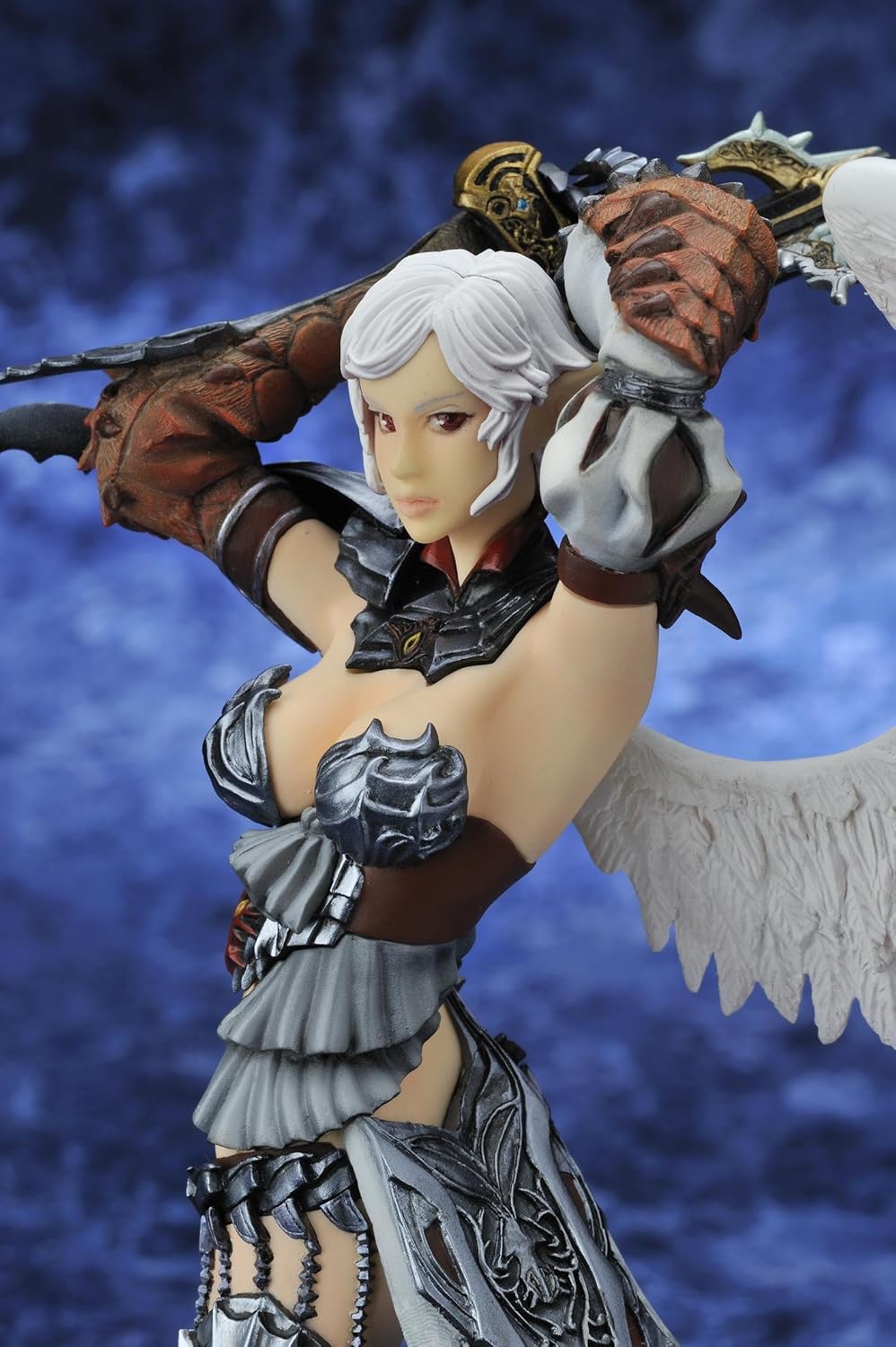 特価新品 リネージュII カマエル (1/7スケール PVC製塗装済み完成品